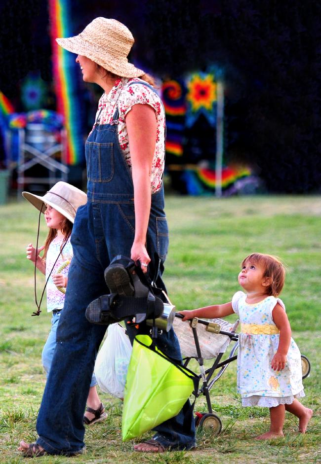 Huck Finn Jubilee (C) 2010 Robert Woolcock